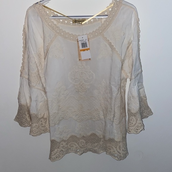 NWT Democracy rayon blouse in size S, gorgeous and detailed - Picture 2 of 10